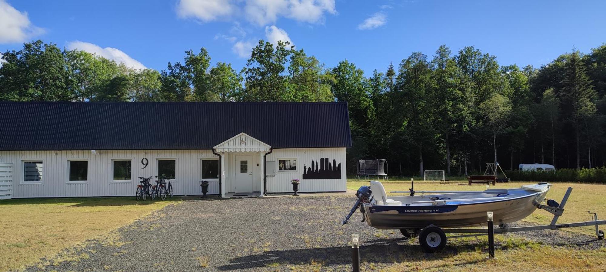 Boende I Malaskog, Near The Lake, Boat, Big Garden Ryssby Exterior foto